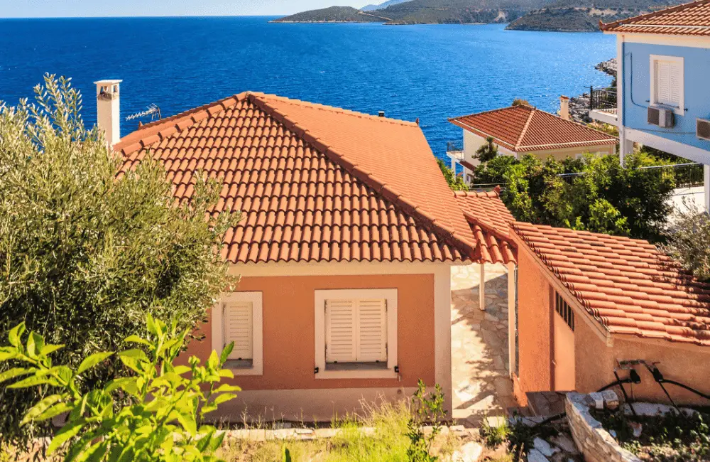 Acheter un bien immobilier à l'étranger avec un crédit privé